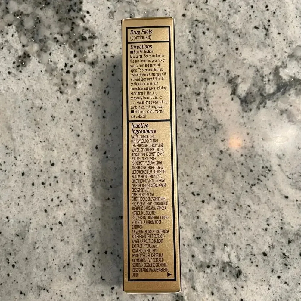 Cle de Peau Beaute Radiant Cream Foundation O80 Deep Ocher 21ml 0.88 oz NEW